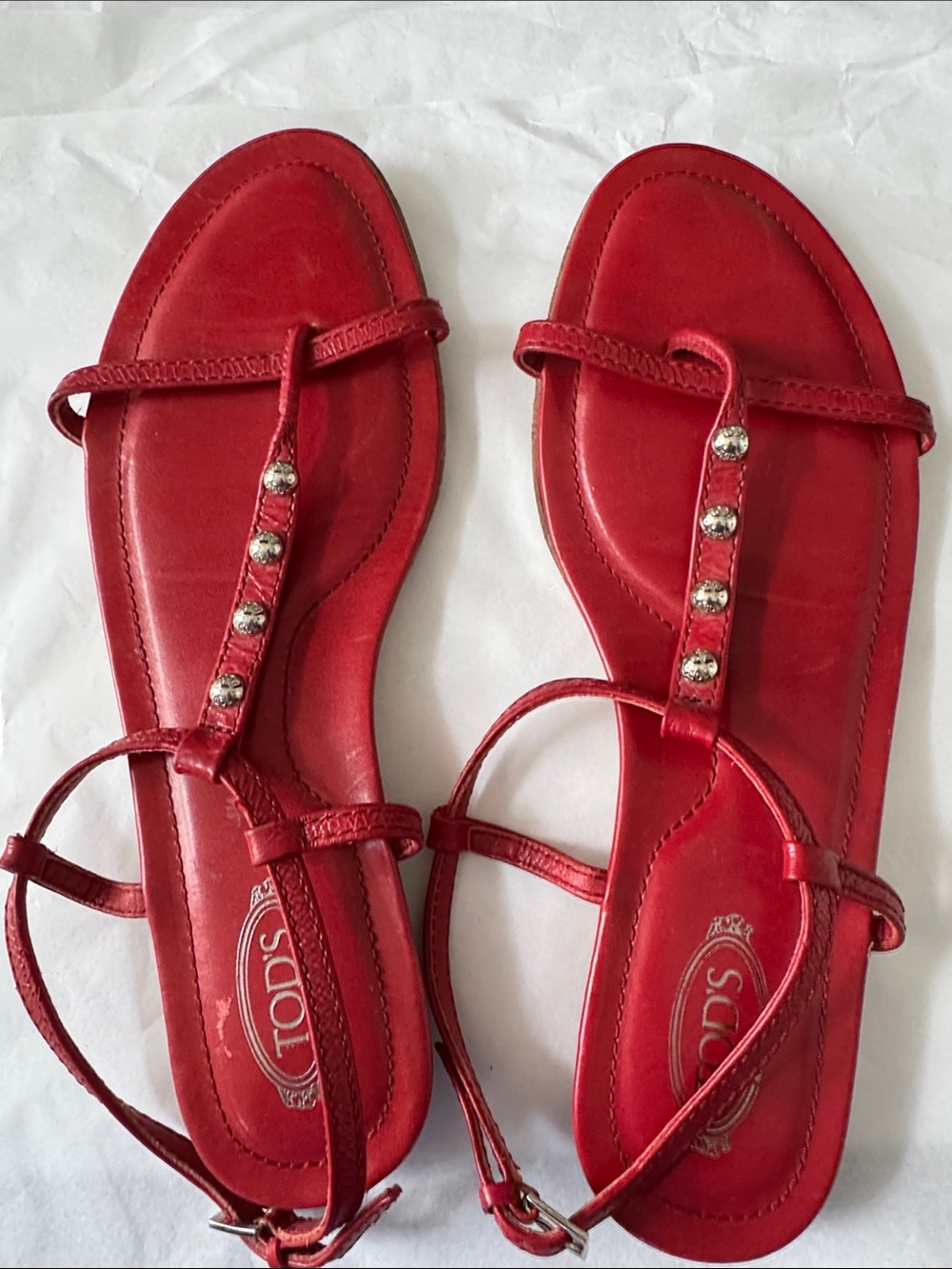 Tod's Red Leather T-Strap Sandals with  Studs